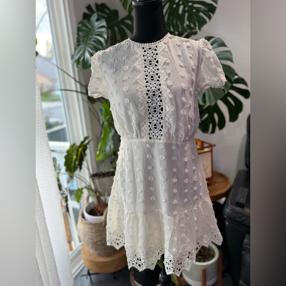 Love By Design White Dress Sz S Lace And Pom Pom Details